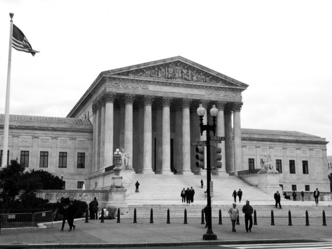 Black and white image of the Supreme Court